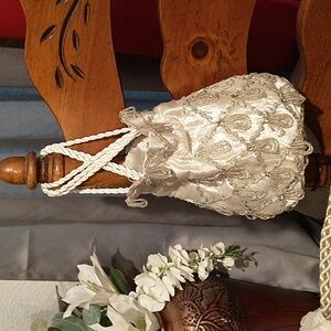 Price Drop Vintage Walborgg Elegant White and Silver Women's Bag